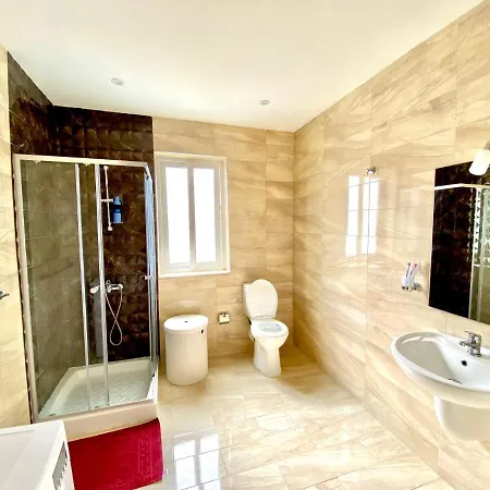 New Breeze סיינט פול ביי